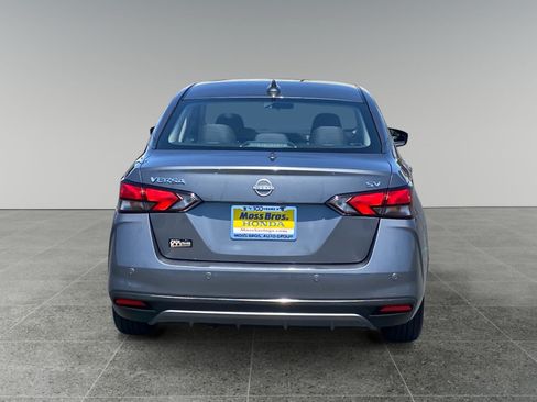 Used 2023 Nissan Versa SV FWD image 4