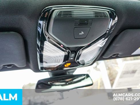 Used 2025 BMW 330i Sedan image 33