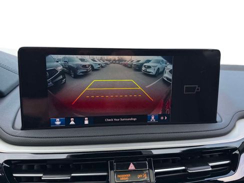 Used 2026 Acura MDX SH-AWD image 24