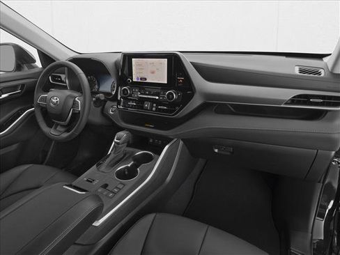 New 2026 Toyota Highlander XLE AWD/4WD image 11