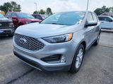 Used 2023 Ford Edge SEL w/ Convenience Package image 3