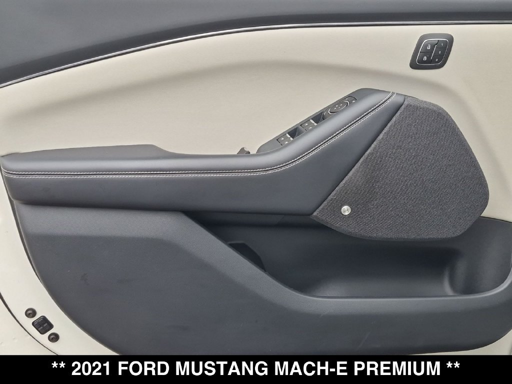 Used 2021 Ford Mustang Mach-E Premium AWD/4WD image 27