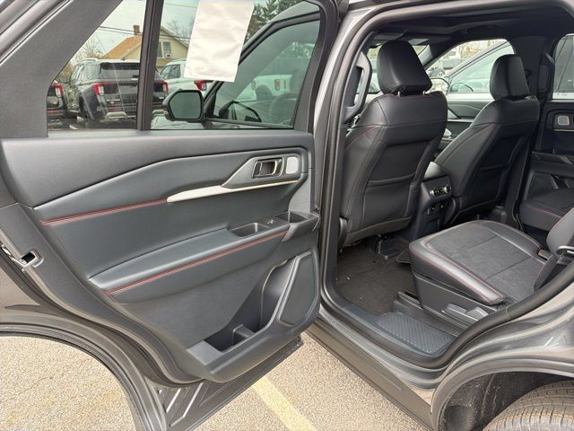 New 2026 Ford Explorer ST w/ Sun And Sound Package AWD/4WD image 13