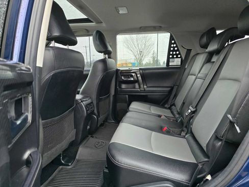 Used 2022 Toyota 4Runner SR5 Premium image 16