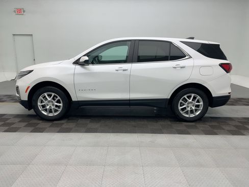 Certified 2024 Chevrolet Equinox LT image 2