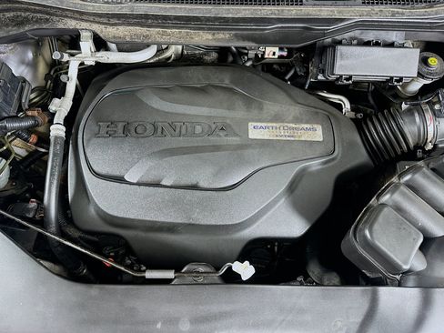 Used 2019 Honda Pilot Elite image 33
