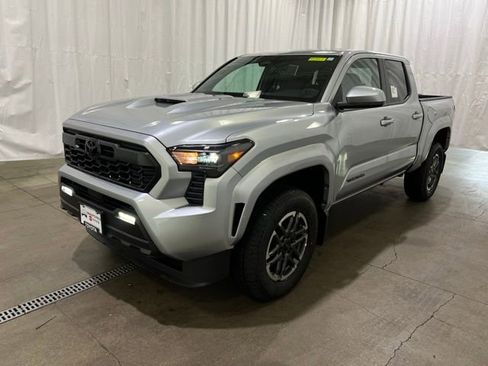 New 2026 Toyota Tacoma TRD Sport AWD/4WD image 7