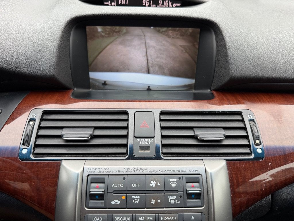 Used 2010 Acura RL w/ Technology Package AWD/4WD image 40