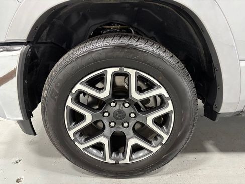 Used 2025 RAM 1500 Laramie AWD/4WD image 63
