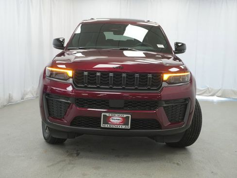New 2026 Jeep Grand Cherokee L 4WD image 7