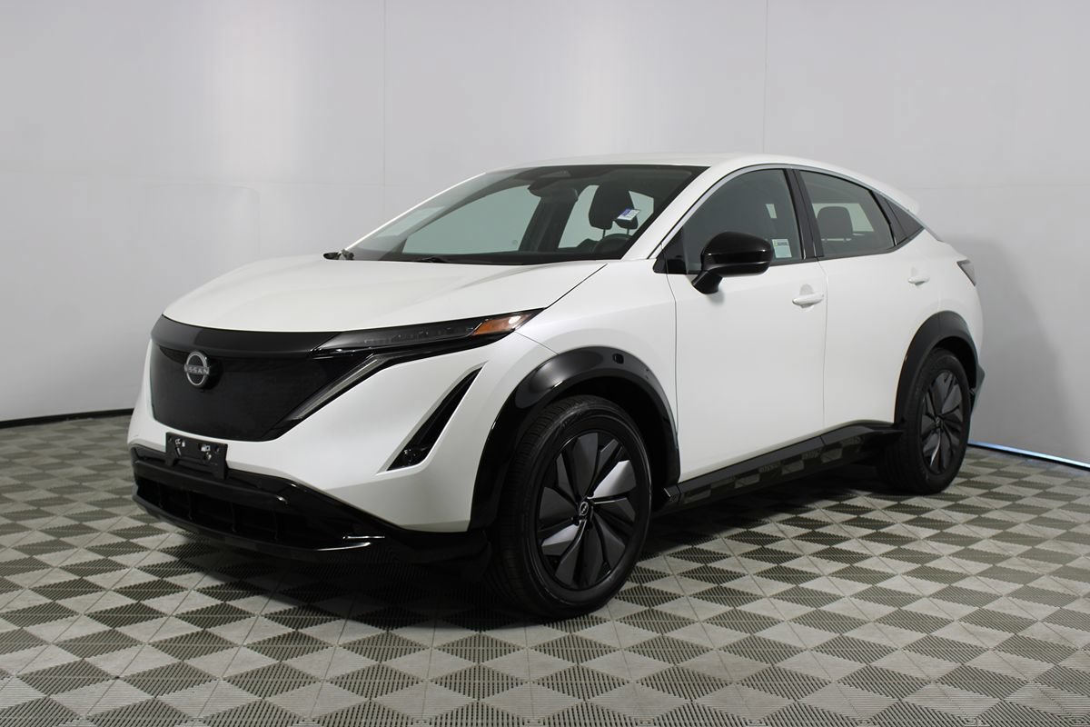Used 2024 Nissan Ariya FWD image 25