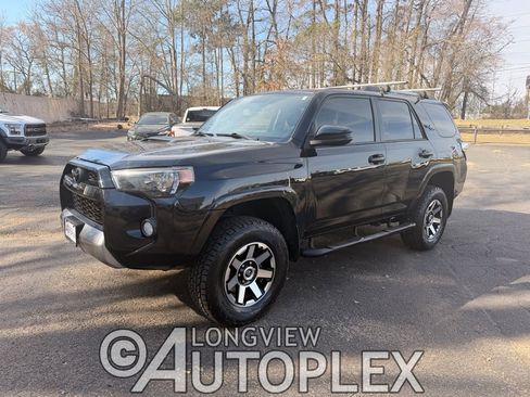 Used 2017 Toyota 4Runner TRD Off-Road image 1