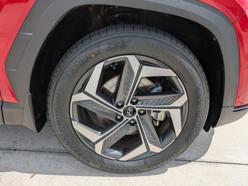 Certified 2022 Hyundai Tucson Limited FWD image 9