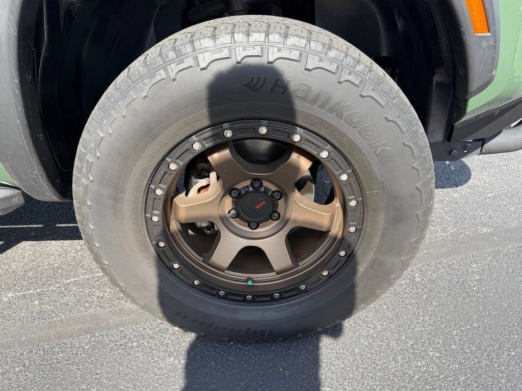 Used 2022 Nissan Frontier PRO-4X AWD/4WD image 10