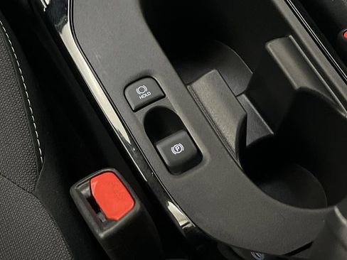 Used 2025 Toyota Corolla SE FWD image 33