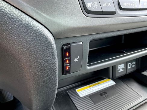 Used 2023 Honda Passport EX-L image 40