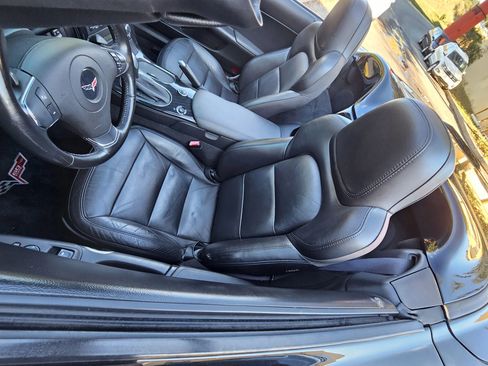 Used 2013 Chevrolet Corvette Convertible 2D w/ 2LT Preferred Equipment Group image 31