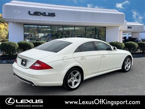 Used 2008 Mercedes-Benz CLS 550 image 5