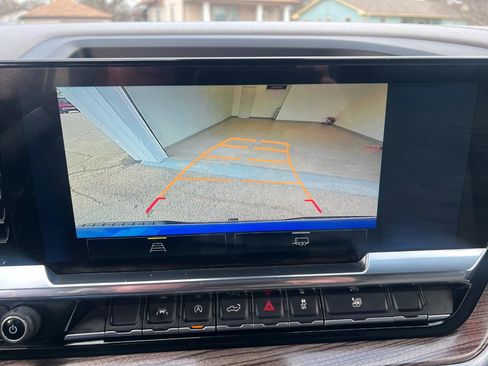 Used 2025 Chevrolet Silverado 1500 LT image 55