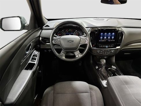 Used 2023 Chevrolet Traverse LT w/ Midnight/Sport Edition image 21