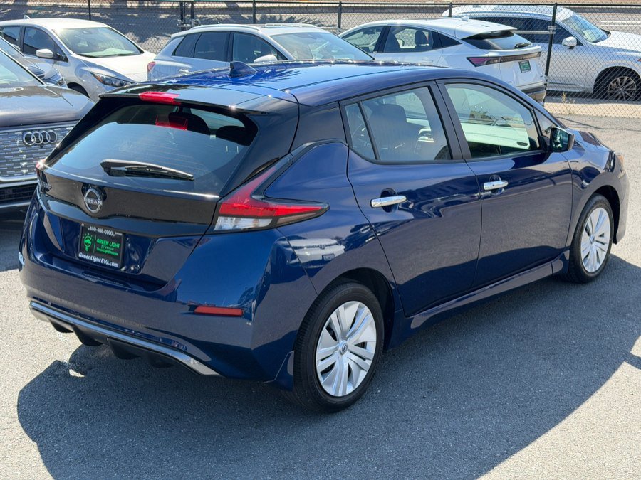 Used 2025 Nissan Leaf S FWD image 5