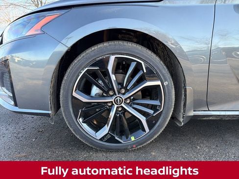 New 2025 Nissan Altima 2.5 SR image 33