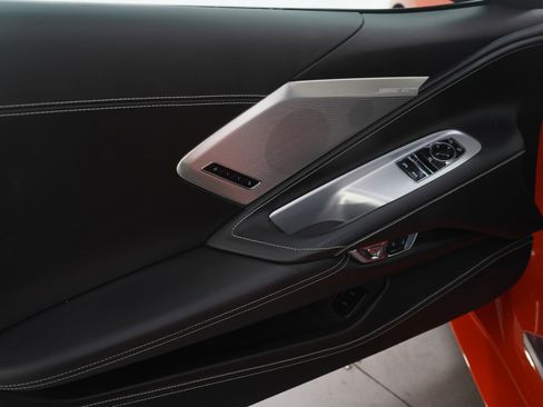 Used 2021 Chevrolet Corvette Stingray Premium Cpe w/ Z51 Performance Package image 32