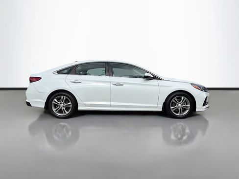 Used 2018 Hyundai Sonata SEL image 2