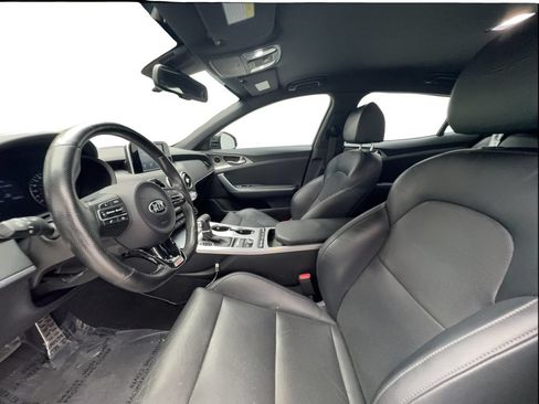Used 2020 Kia Stinger GT RWD image 19