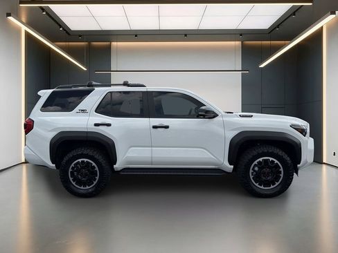 Used 2026 Toyota 4Runner TRD Off-Road Premium w/ Tow Technology Package AWD/4WD image 7