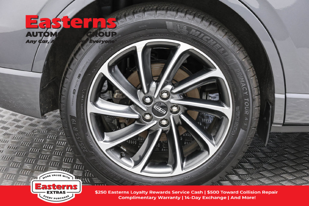 Used 2023 Lincoln Corsair Grand Touring w/ Equipment Group 301A AWD/4WD image 33