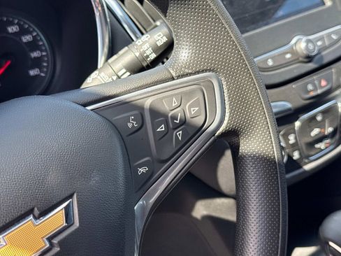 Used 2023 Chevrolet Equinox LT FWD image 25