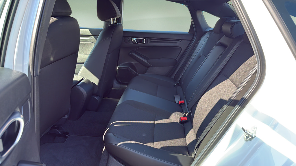 Used 2025 Honda Civic Sport image 15