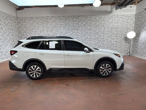 Used 2021 Subaru Outback Premium AWD/4WD image 8