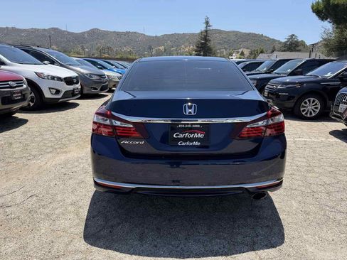 Used 2017 Honda Accord LX image 5