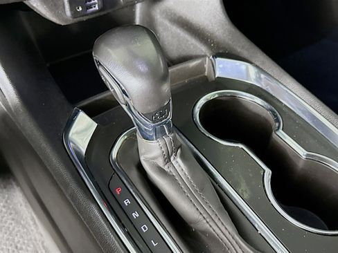 Used 2021 Chevrolet Traverse RS image 20