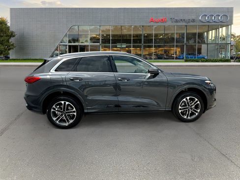 New 2026 Audi Q5 Premium Plus AWD/4WD image 2