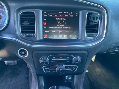 Used 2015 Dodge Charger SXT w/ AWD Plus Group image 11