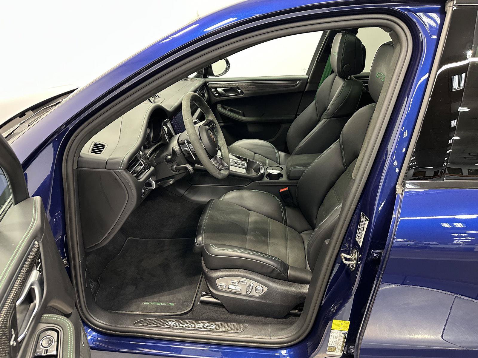 Used 2023 Porsche Macan GTS AWD/4WD image 17
