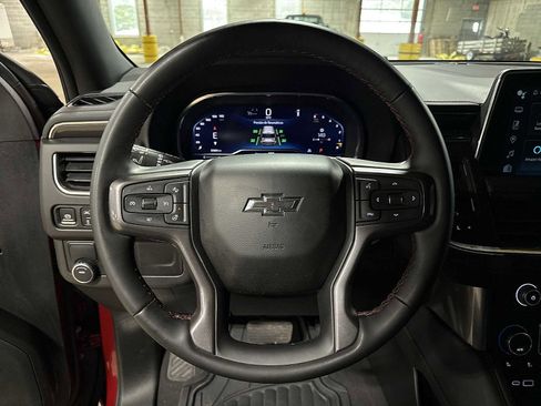 Used 2024 Chevrolet Suburban RST w/ Luxury Package image 19