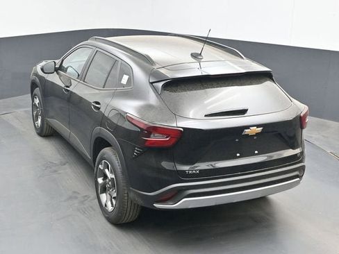New 2026 Chevrolet Trax LT image 35