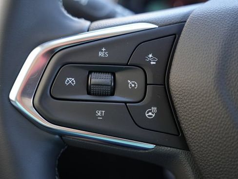 New 2026 Chevrolet Trax LT w/ Driver Confidence Package FWD image 13