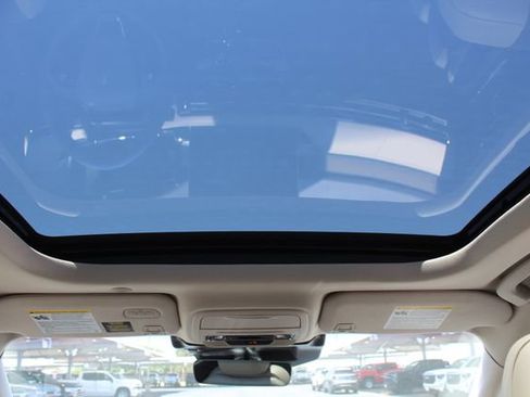 Used 2023 Lincoln Corsair FWD w/ Equipment Group 102A image 21