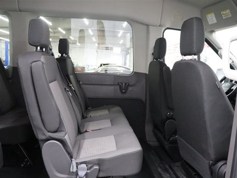 Used 2024 Ford Transit 350 XLT RWD image 19