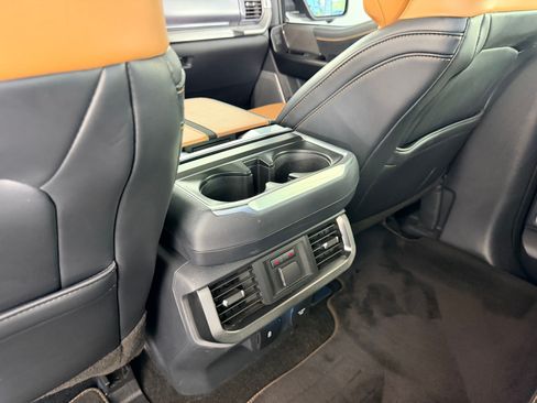 Used 2022 Ford F150 Platinum w/ Equipment Group 701A High AWD/4WD image 27