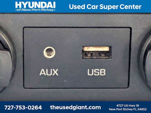 Used 2018 Hyundai Elantra SE FWD image 22