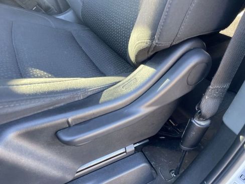 Used 2024 GMC Sierra 2500 Pro w/ Convenience Package image 12