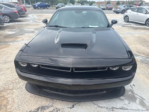 Used 2023 Dodge Challenger GT RWD image 5