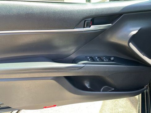 Used 2020 Toyota Camry SE AWD/4WD image 12