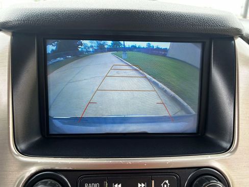 Used 2019 GMC Yukon XL Denali w/ Open Road Package image 28